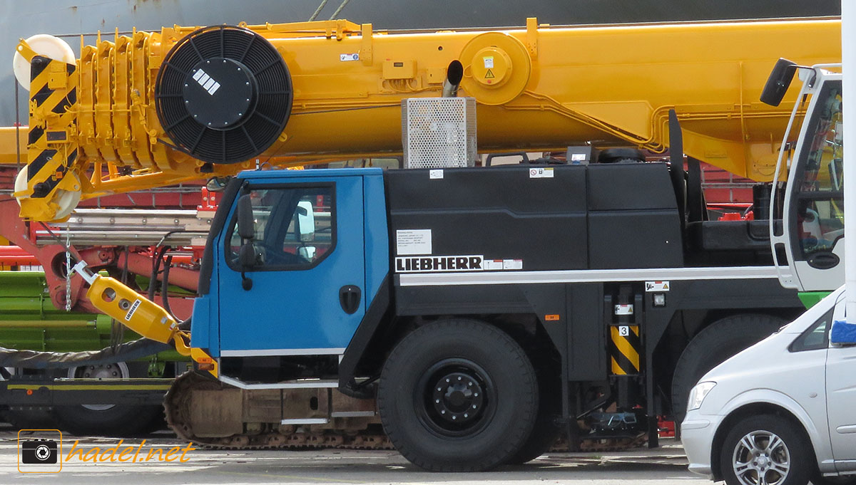 Liebherr LTM 1120 NZ / SN: 092 989 on the way to Yokohama Seaport (Japan)>                 				 </div>
			<div class=