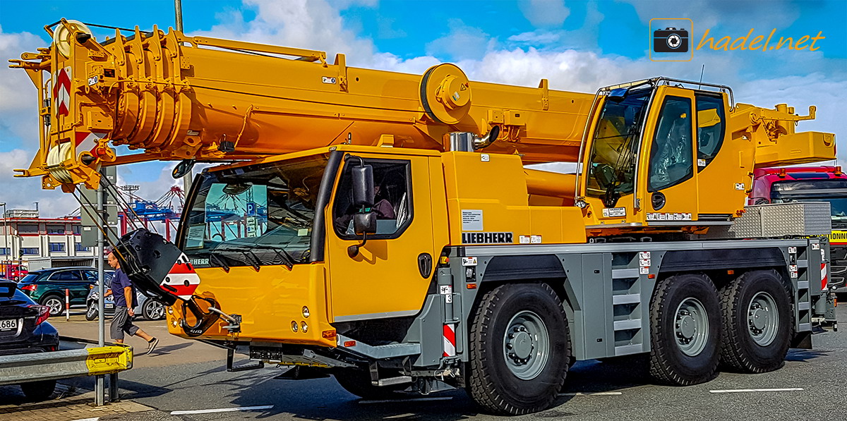 Liebherr LTM 1055-3.2 / SN: 085 525 for Kuwait Arab Contractors